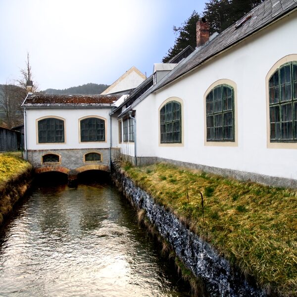 Goethes Galerie Antiquitäten Design Möbel Lagerverkauf Geschäft Quickhammer Sound