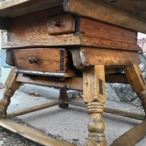 Küchenmöbel antik Jogltisch Schranktisch Massivholz