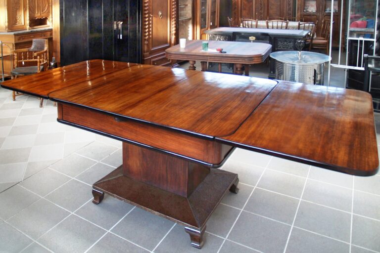 Speisetisch restaurieren antik Jugendstil