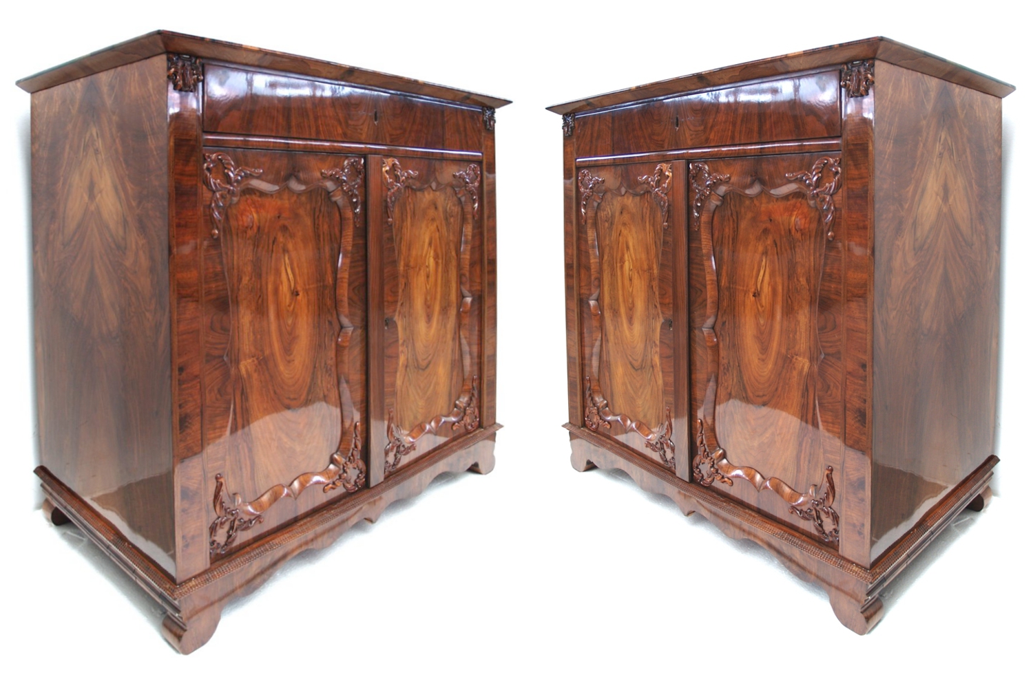 Möbel sanieren Biedermeier Restaurieren polieren Kommode 1840