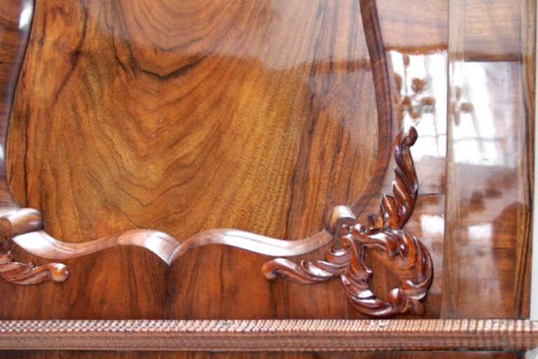 Möbel sanieren Biedermeier Restaurieren polieren Kommode 1840