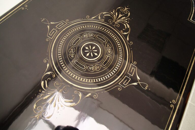 Tisch restauriert schwarz gold viktorianisch josephinisch altdeutsch Antiquität Möbel kaufen shop