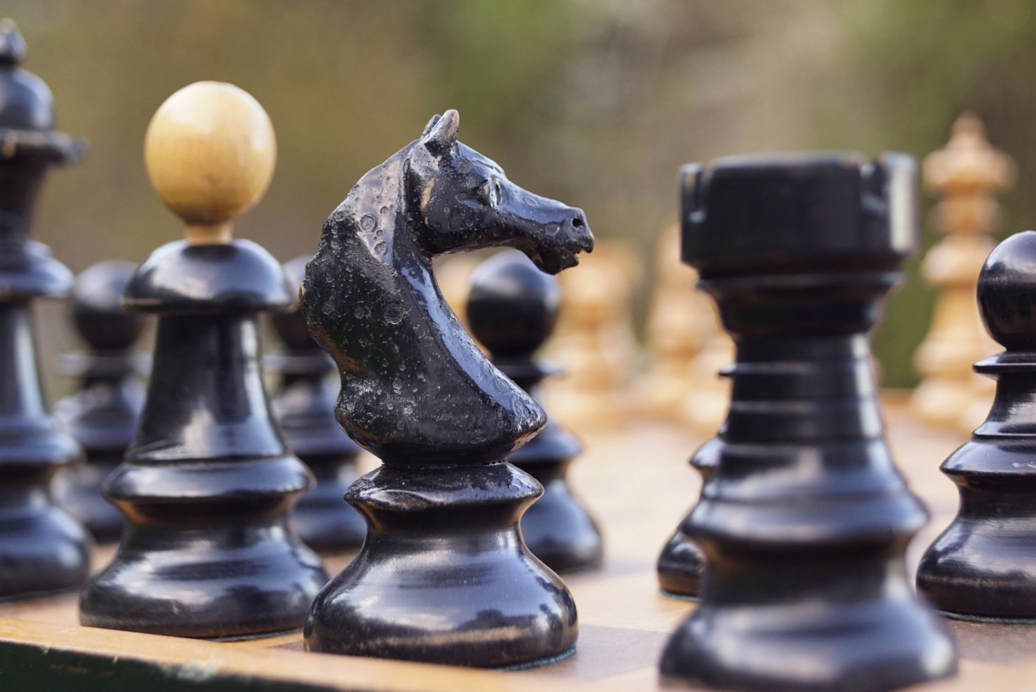 Schachfiguren antik Jugendstil