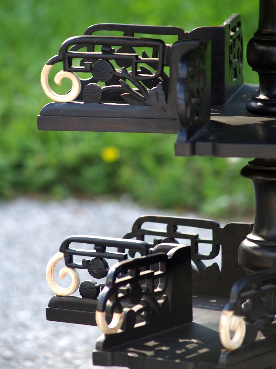 antiker Tisch restauriert Antiquitäten restaurieren fehlende Teile ergänzen Preis Restaurierung