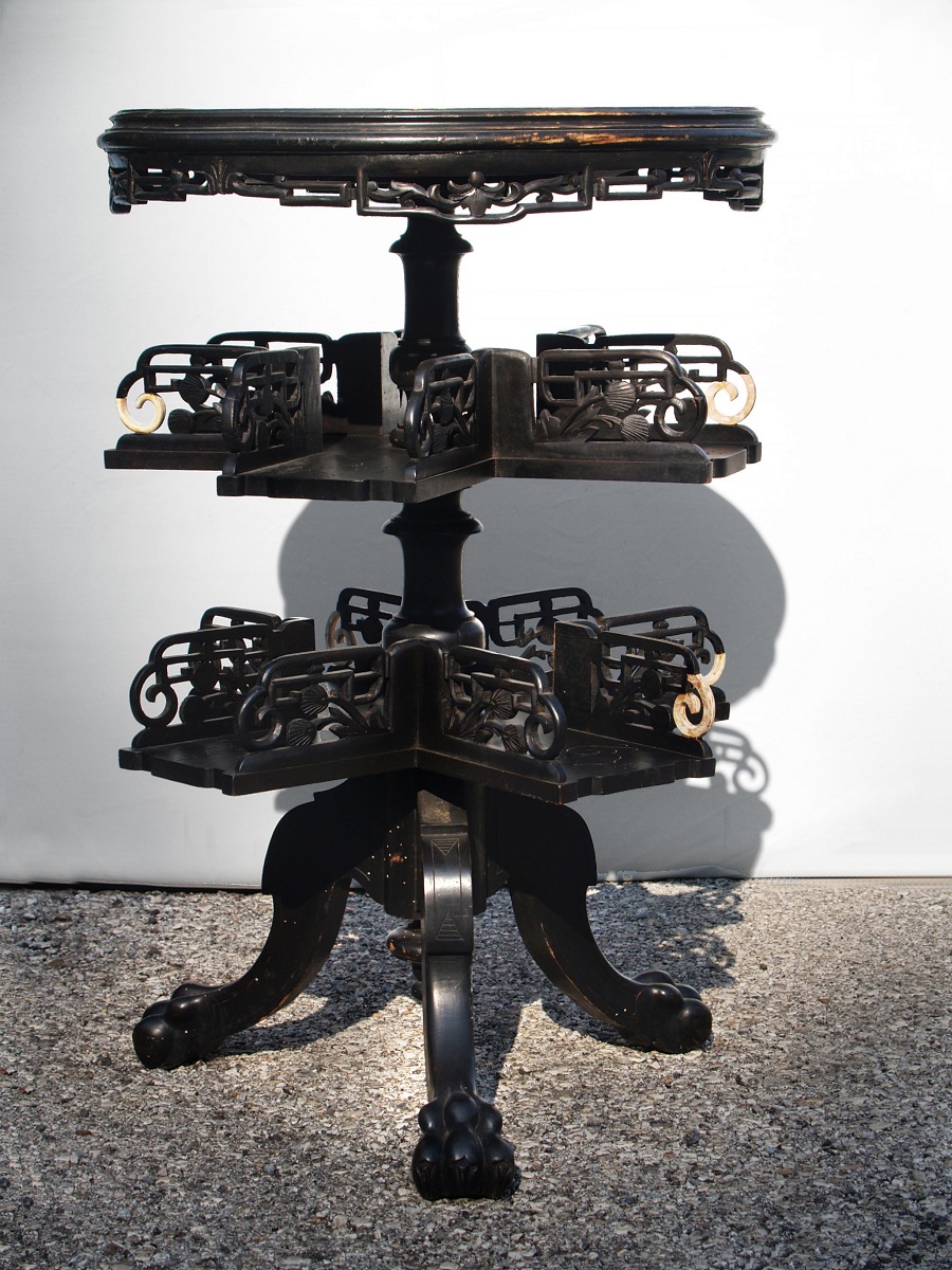 antiker Tisch restauriert Antiquitäten restaurieren fehlende Teile ergänzen Preis Restaurierung