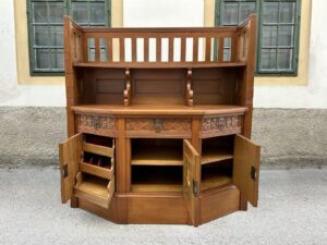 Antiker Schrank Jugendstil Artdeco Anton Bembe Möbel Massivholz Frauenköpfe Art Deco Messingbänder Beschläge Original Antiquität Bembe Designmöbel
