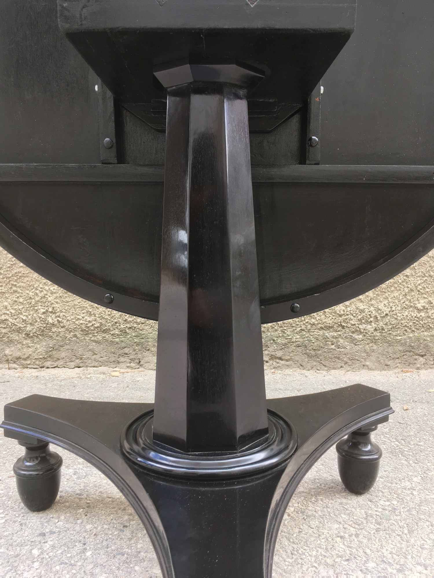 Tisch antik groß Esstisch restauriert Jugendstil Empire Biedermeier noir Schelllackpoliert Klavierlack